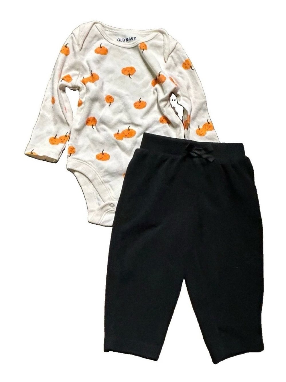 Baby Fall Clothing Pumpkins Bats Halloween Footies Size 3-6 Months - Picture 2 of 7